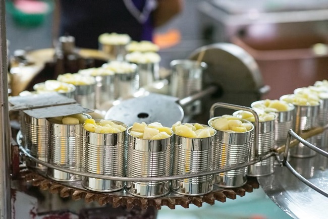 Chọn mua máy dán nhãn cho dây chuyền chiết rót của bạn